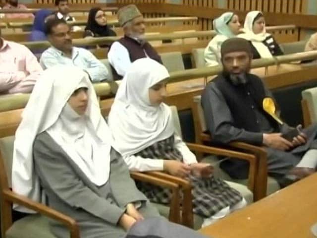Video : Education Conclave In Kashmir Hopes To Bring Academics Back On Track