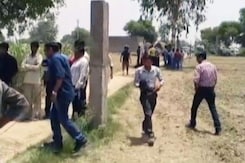 GOOD EVENING इंडिया : जेवर से बुलंदशहर जा रहे परिवार के साथ दरिंदगी GOOD EVENING इंडिया : जेवर से बुलंदशहर जा रहे परिवार के साथ दरिंदगी