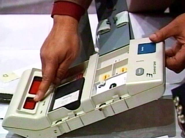बड़ी खबर : EVM हैकाथॉन से पीछे हटी आम आदमी पार्टी