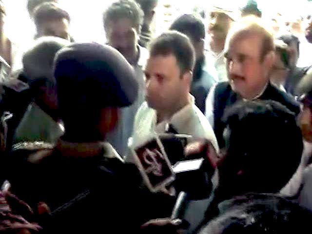 Rahul Gandhi, Headed To Riot-Hit Saharanpur, Stopped At District Border