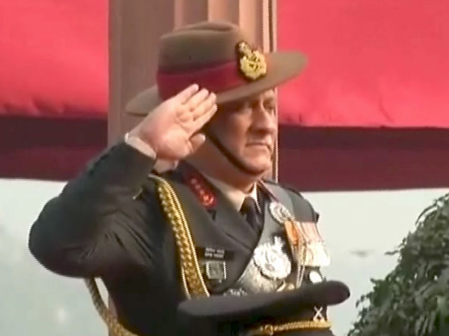 नेशनल रिपोर्टर : कश्‍मीर पर जनरल की ललकार पर सियासत