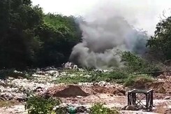 Bengaluru's Varthur Lake Moves From Froth To Fire, Smoke Fills The Air Bengaluru's Varthur Lake Moves From Froth To Fire, Smoke Fills The Air