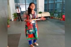 नोएडा : पार्किंग में महिला इंजीनियर की गोली मारकर हत्या नोएडा : पार्किंग में महिला इंजीनियर की गोली मारकर हत्या