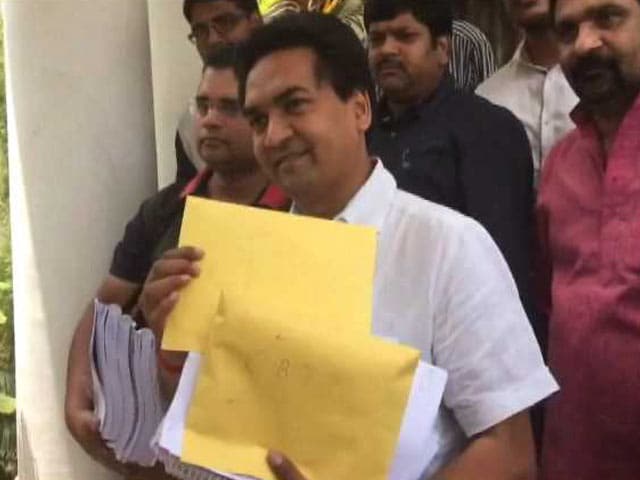 Video : Searches At 3 Places In Delhi Over Kapil Mishra's 'Medical Scam' Charges