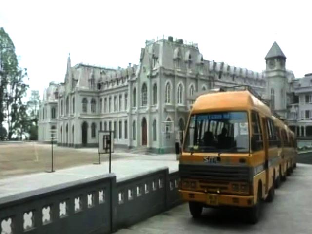 Stormclouds Over Darjeeling As Mamata Banerjee Says 'Bengali Must' In Schools
