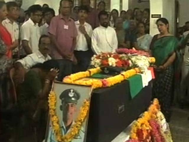 Video : Body Of Sukhoi Su-30 Pilot Brought To Kerala With Honours