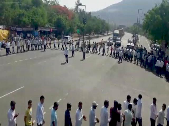 पांचवें दिन भी जारी रही महाराष्ट्र के किसानों की हड़ताल