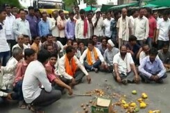 नेशनल रिपोर्टर : महाराष्ट्र में किसानों की हड़ताल 5वें दिन भी जारी नेशनल रिपोर्टर : महाराष्ट्र में किसानों की हड़ताल 5वें दिन भी जारी