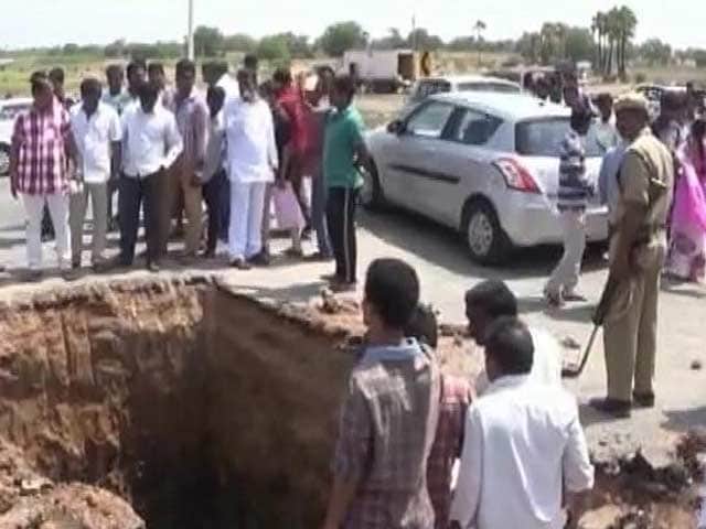 Video : Man's Dream Of Lord Shiva Leads To Nightmare On Hyderabad Highway