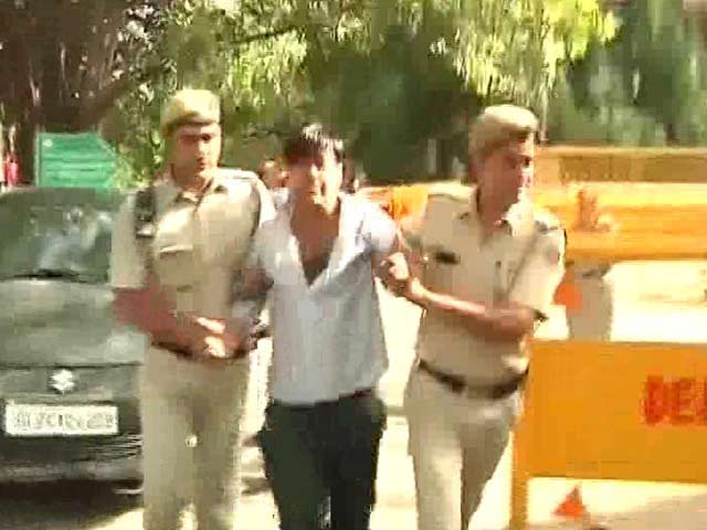 Anti-CPM Slogans At Sitaram Yechury's Media Conference In Delhi