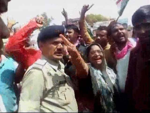 Video : 'Burn Down Police Station,' Congress Lawmaker Urges Protesters On Camera