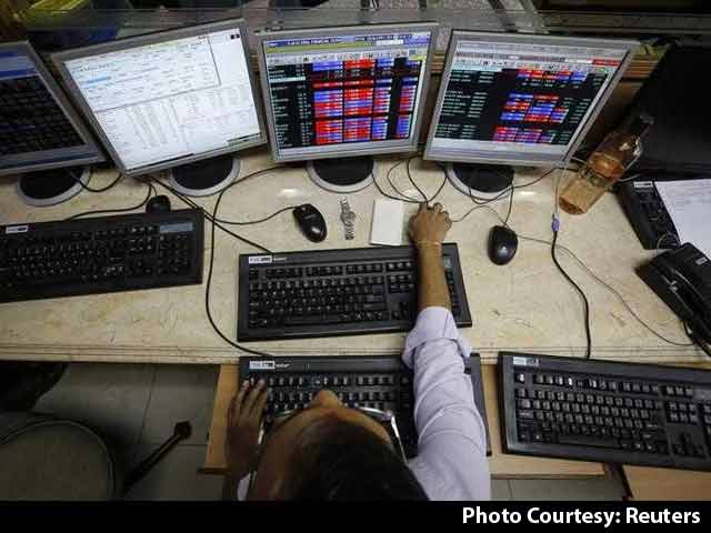 Sensex Falls On Weak Global Cues