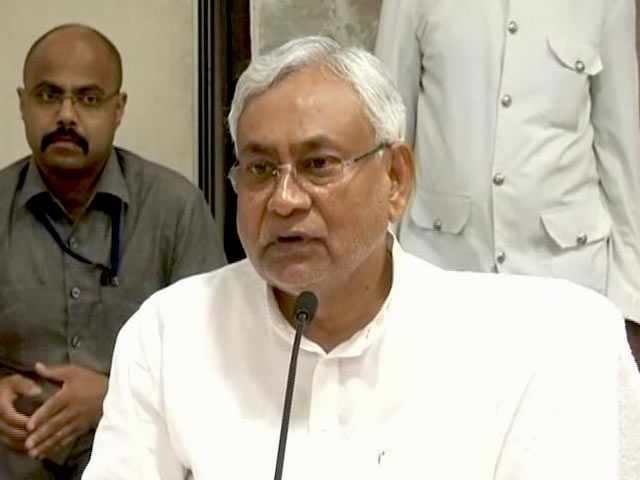 केवल कर्ज माफी से नहीं होगा किसानों का भला: नीतीश कुमार