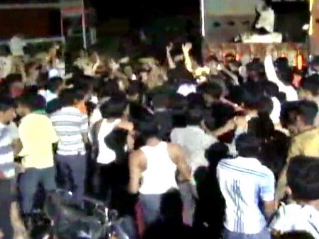 राजस्थान में गौरक्षकों का उत्पात, सरकारी अधिकारियों पर किया हमला