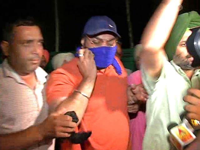 ड्रग्स रैकेट में शामिल पंजाब पुलिस का इंस्पेक्टर गिरफ्तार