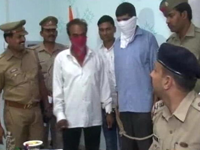 वाराणसी में विदेश में नौकरी के नाम पर ठगी करने वाले गिरोह का पर्दाफाश