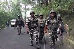 बड़ी खबर : उबलता दार्जीलिंग, गृह मंत्रालय ने पश्चिम बंगाल सरकार से मांगी रिपोर्ट बड़ी खबर : उबलता दार्जीलिंग, गृह मंत्रालय ने पश्चिम बंगाल सरकार से मांगी रिपोर्ट