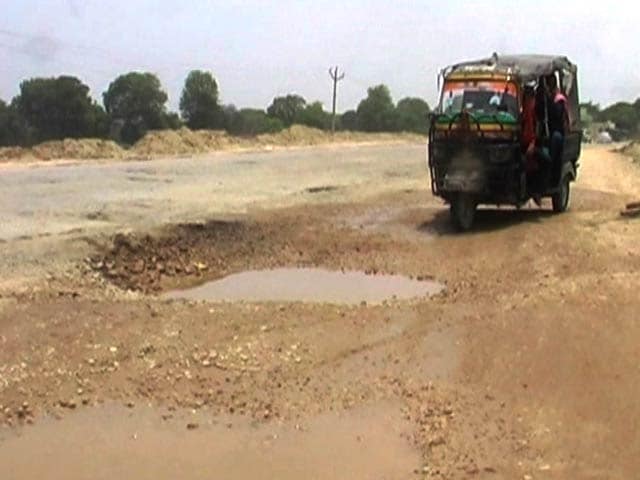 Video : Pothole-Free Roads By June 15, Promised Yogi Adityanath. A Reality Check
