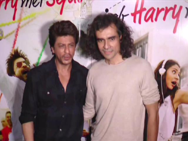 SRK And Imtiaz Ali Introduce Mini Trails of <i>Jab Harry Met Sejal</i>