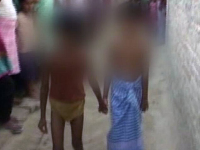 बेगूसराय : स्कूल फ़ीस नहीं देने पर दो छात्राओं को यूनिफॉर्म उतारकर घर जाने को कहा गया