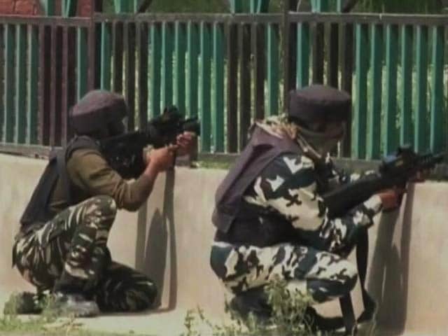 Videos : इंडिया 9 बजे : हिंसा-हमले से दहकता कश्मीर
