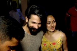 Shahid Kapoor's Dinner Date With Wife Mira Rajput Shahid Kapoor's Dinner Date With Wife Mira Rajput