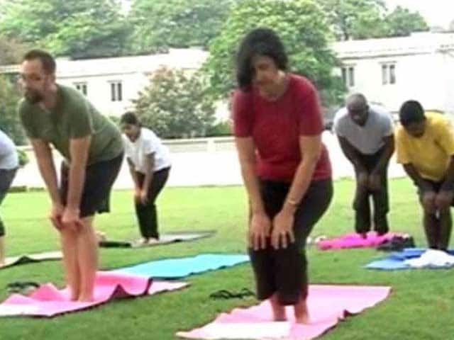 Video : Quite A Stretch: American Embassy Rolls Out Mats To Celebrate International Yoga Day