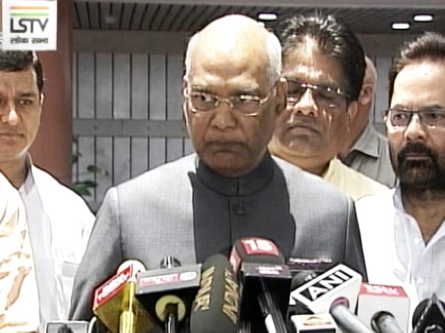 नामांकन भरने के बाद रामनाथ कोविंद बोले - राष्ट्रपति को दलगत राजनीति से ऊपर होना चाहिए