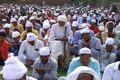 बड़ी ख़बर  :  हरियाणा में जुनैद के गांव में नहीं मनी ईद बड़ी ख़बर  :  हरियाणा में जुनैद के गांव में नहीं मनी ईद