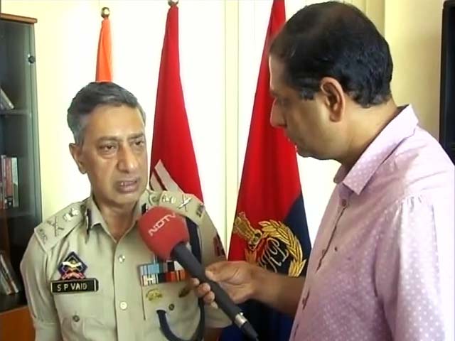 जम्मू-कश्मीर के अनंतनाग में मुठभेड़ में लश्कर का आतंकी बशीर लश्करी ढेर