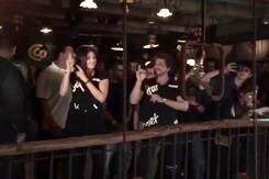 Check Out SRK & Anushka's Dance Moves At A Nightclub in Mumbai Check Out SRK & Anushka's Dance Moves At A Nightclub in Mumbai