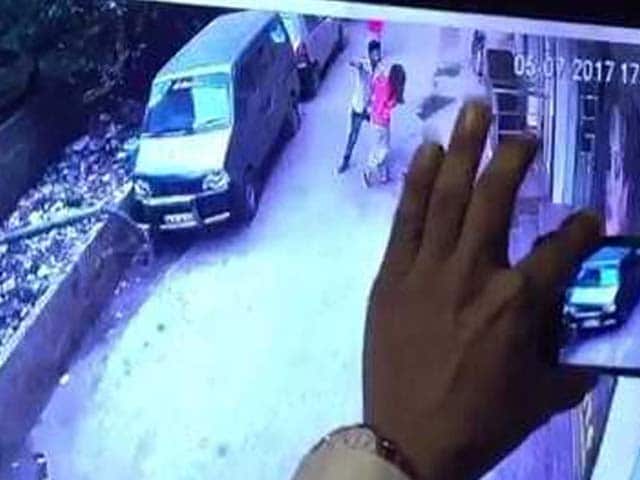CCTV Shows Young Delhi Woman Being Stabbed By Man, She Died