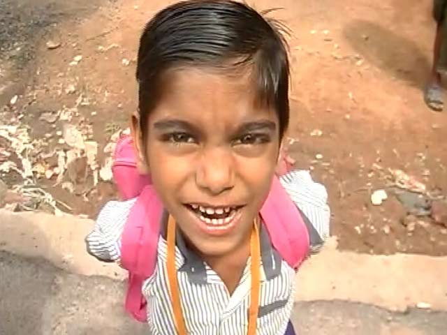 Videos : अब स्कूल जाएगा ओंकार, NDTV पर खबर दिखाए जाने के बाद मदद को आगे आए कई लोग