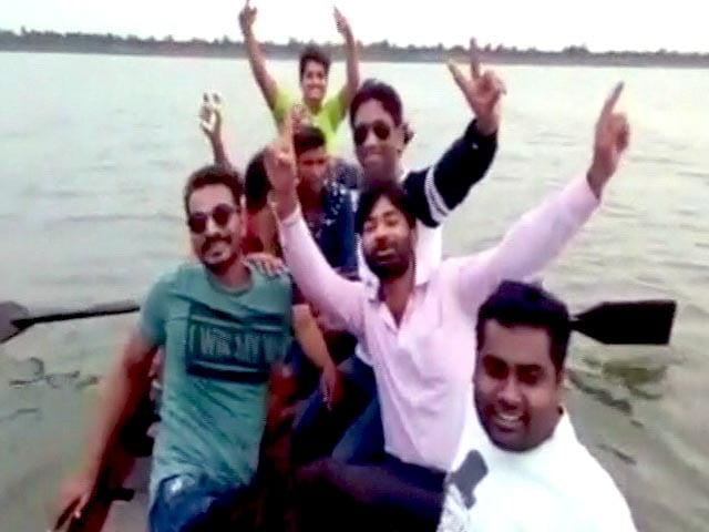 Video : Moments After Facebook Post, 7 On Picnic Near Nagpur Feared Drowned