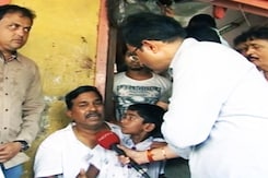 गुजरात से आई बस अनंतनाग में हुई आतंकी हमले का शिकार गुजरात से आई बस अनंतनाग में हुई आतंकी हमले का शिकार