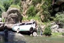 16 Amarnath Pilgrims Killed As Bus Falls Into Gorge In Jammu And Kashmir 16 Amarnath Pilgrims Killed As Bus Falls Into Gorge In Jammu And Kashmir