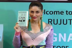 Kareena Kapoor Khan Launches Rujuta Diwekar's New Book Kareena Kapoor Khan Launches Rujuta Diwekar's New Book