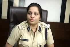 Karnataka Cop D Roopa, Senior Transferred Amid Row Over 'Jail Perks' For VK Sasikala Karnataka Cop D Roopa, Senior Transferred Amid Row Over 'Jail Perks' For VK Sasikala