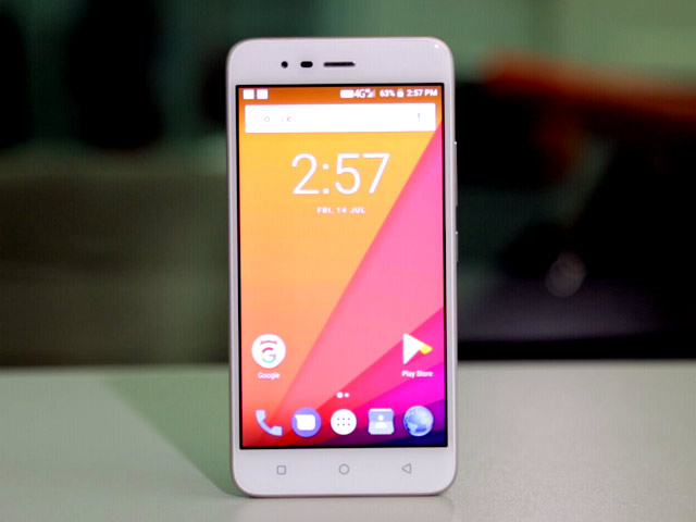 Intex Elyt-e7 Review