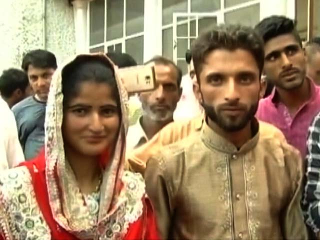 After 2014 Floods, A New Hope For The Unmarried Poor In Kashmir's Baramulla