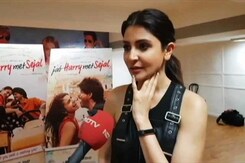 'जब हैरी मेट सेजल' के बारे में अनुष्का शर्मा से खास बातचीत 'जब हैरी मेट सेजल' के बारे में अनुष्का शर्मा से खास बातचीत