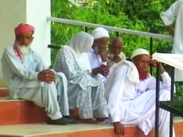 Stuck For A Month, 48 Passengers From Pakistan-Occupied Kashmir Protest