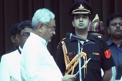 छठी बार बिहार के मुख्यमंत्री बने नीतीश कुमार छठी बार बिहार के मुख्यमंत्री बने नीतीश कुमार