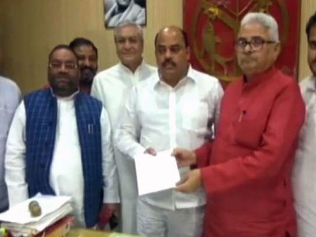 2 Samajwadi Party Legislators Quit, Akhilesh Yadav Blames BJP