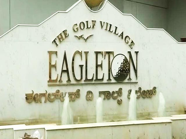 इंडिया 9 बजे : गुजरात के कांग्रेस विधायक कर्नाटक पहुंचे