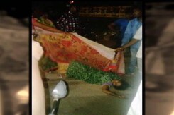 Woman Delivers Outside Jaipur Hospital As Doctors Allegedly Turn Her Away Woman Delivers Outside Jaipur Hospital As Doctors Allegedly Turn Her Away