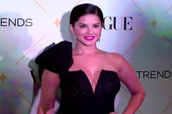 Stunning Sunny Leone Speaks About Her Adopted Child At The Beauty Awards Stunning Sunny Leone Speaks About Her Adopted Child At The Beauty Awards