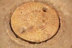 3 Sanitation Workers Suffocate To Death In Sewer In Delhi's Lajpat Nagar 3 Sanitation Workers Suffocate To Death In Sewer In Delhi's Lajpat Nagar