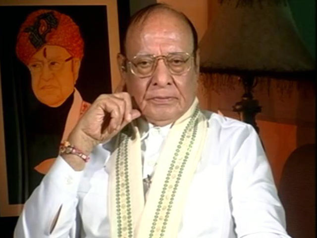 शंकर सिंह वाघेला ने अहमद पटेल को समर्थन देने को लेकर नहीं खोले पत्ते