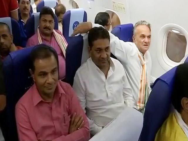 Good Evening इंडिया: राज्यसभा चुनाव के लिए गुजरात लौटे कांग्रेस विधायक